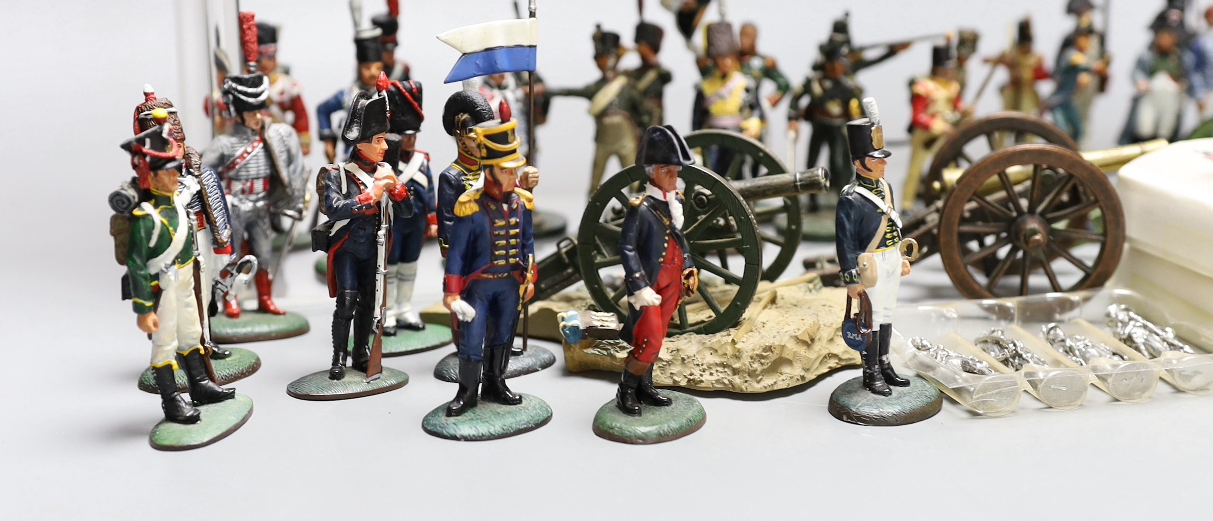 Duke of Wellington and Napoleonic war interest – A group of painted lead figures of soldiers by Delprado, Oryon, etc. composition models